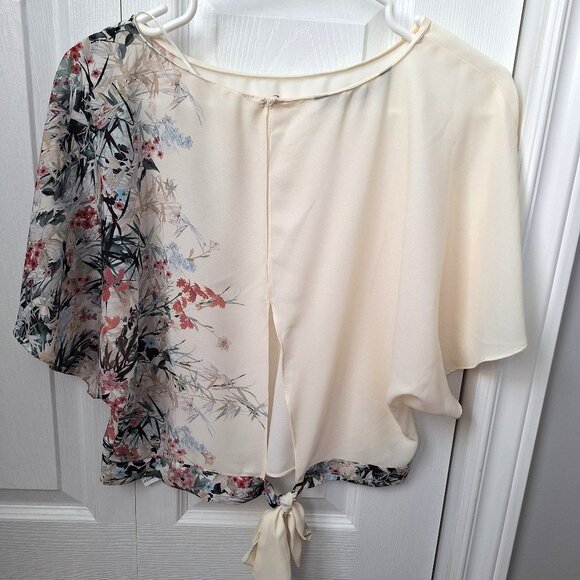Zara Flowy Floral Top - Picture 2 of 9